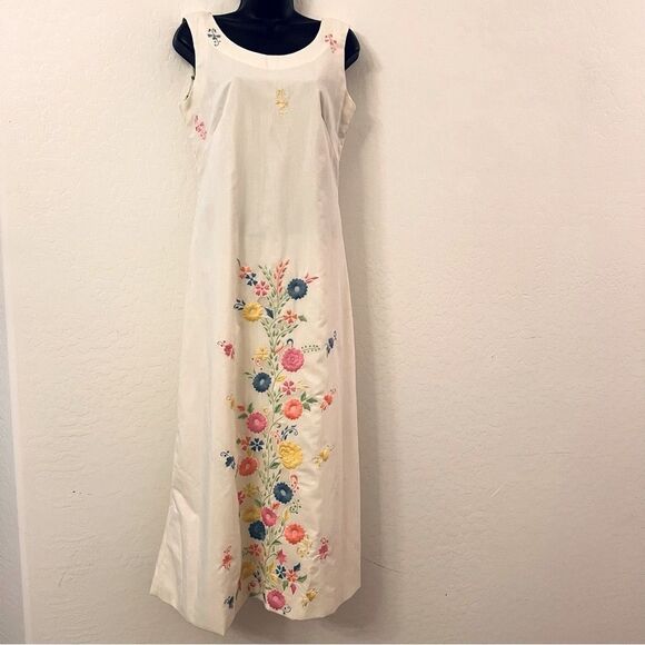 Vintage Dresses & Skirts - Vintage 60s Maxi Dress Ivory Embroidered floral Sleeveless Prairie Hippie Boho S